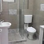 شقة Studiouri تيشيرغيول