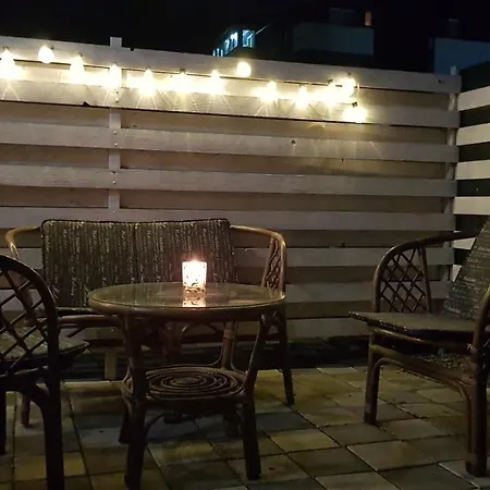 Apartment Studiouri *